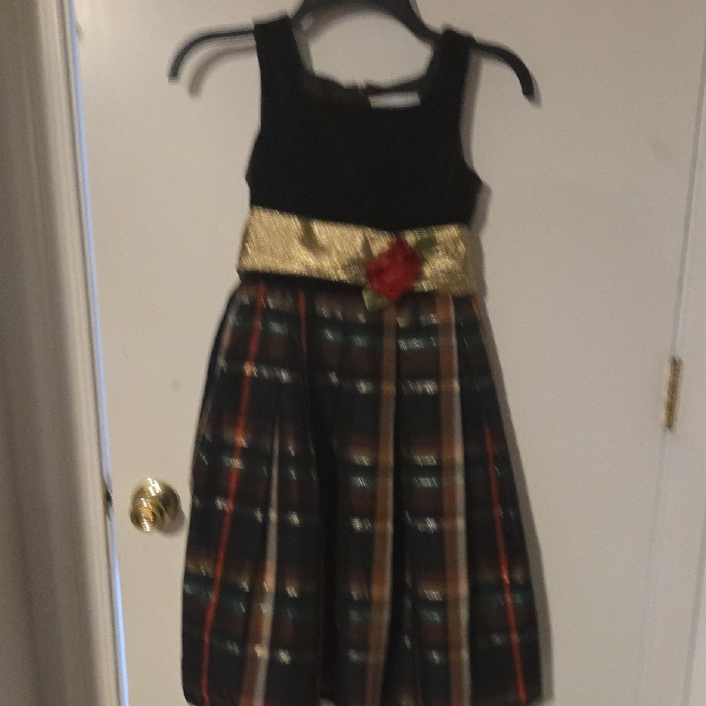Sweet Heart Rose Black and Gold Plaid Formal Dress